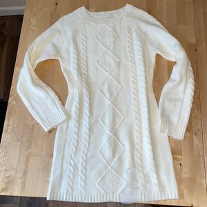 PROMESA sweater dress